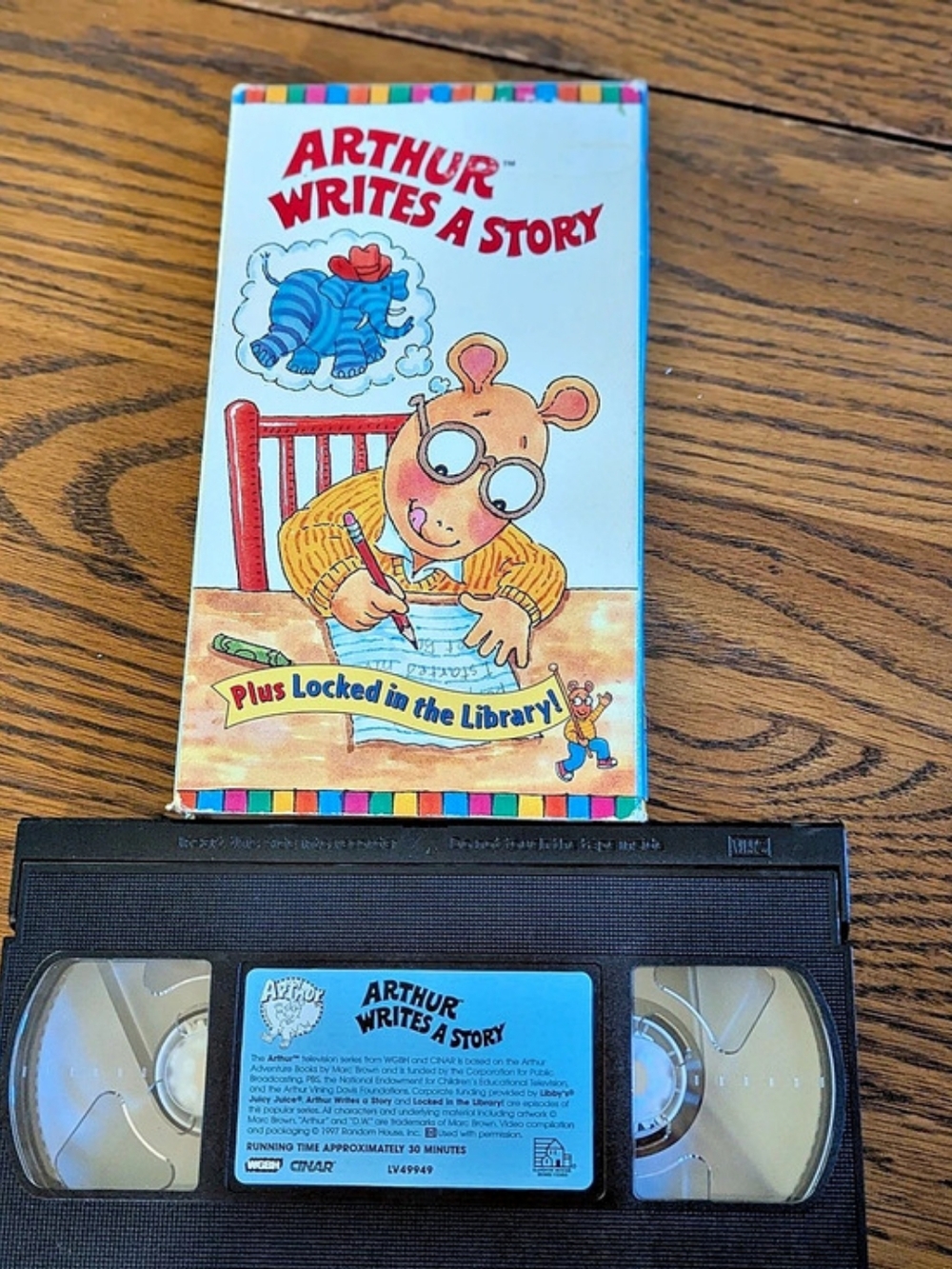 Random House Arthur Writes a Story Plus Locked in the Library! VHS Tape